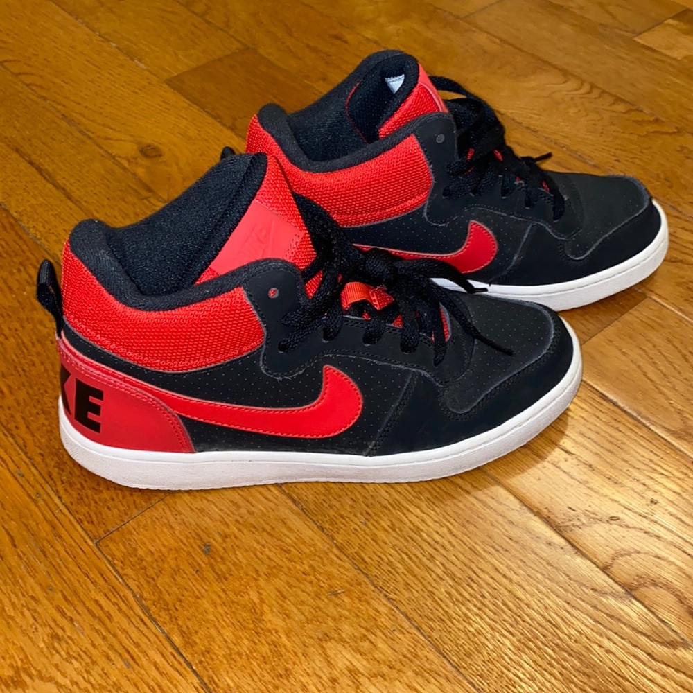 Nike shoes